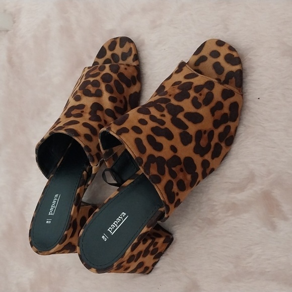 Papaya leopard print open toe block heel slip on mules shoes size 5 - Picture 3 of 7